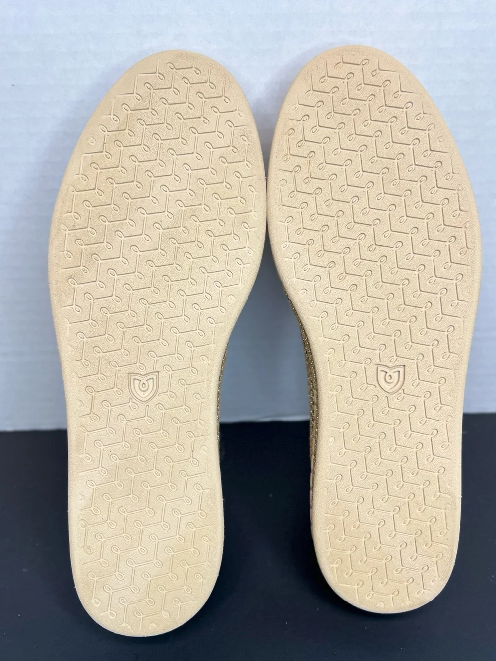 Rothy’s “THE ESPADRILLE” in Gold Stripe Womens Size 9.5M 186-008 New Without Box